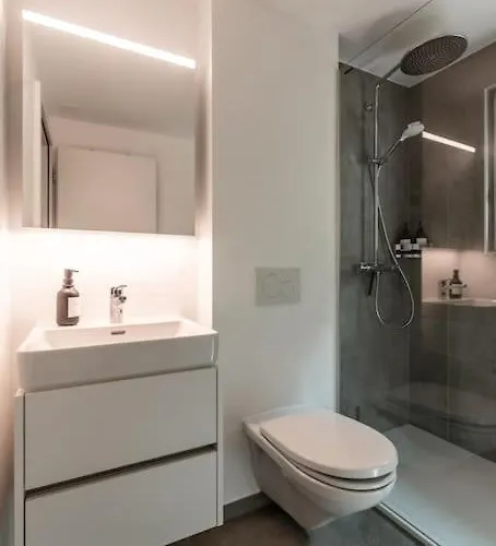 Appartement Stylish By Bus, Train And Village Center