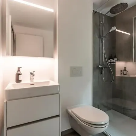 Apartment Stylish By Bus, Train And Village Center